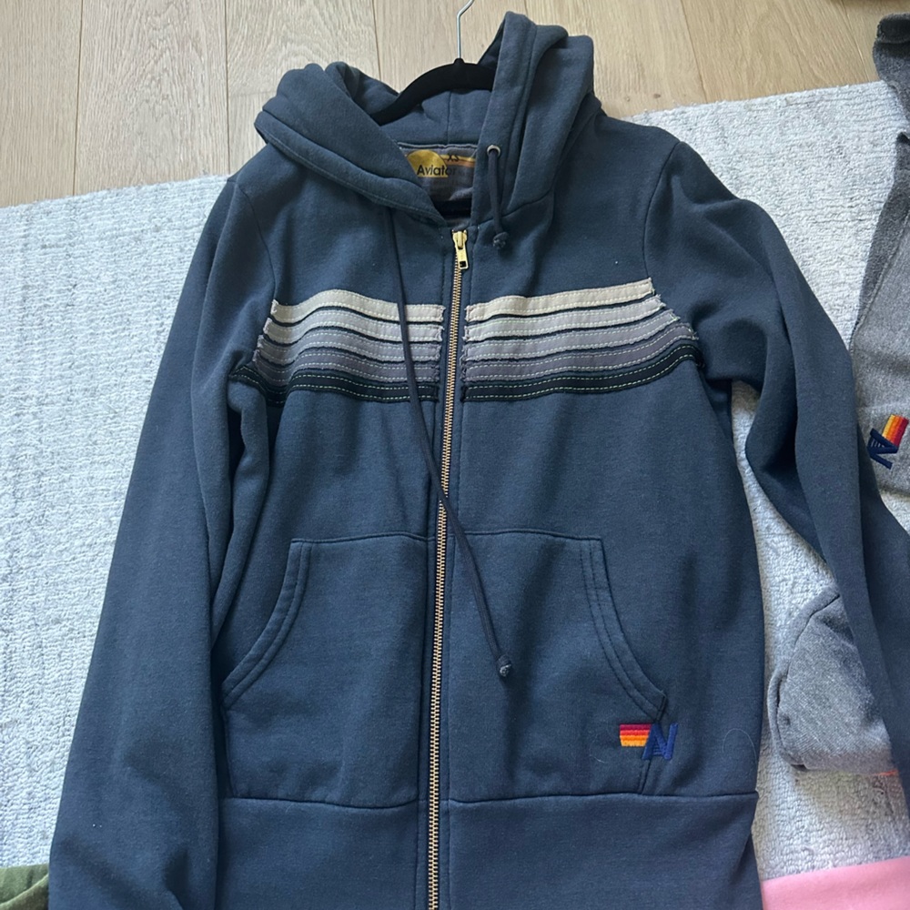 Aviator nation hoodie size xs super cute